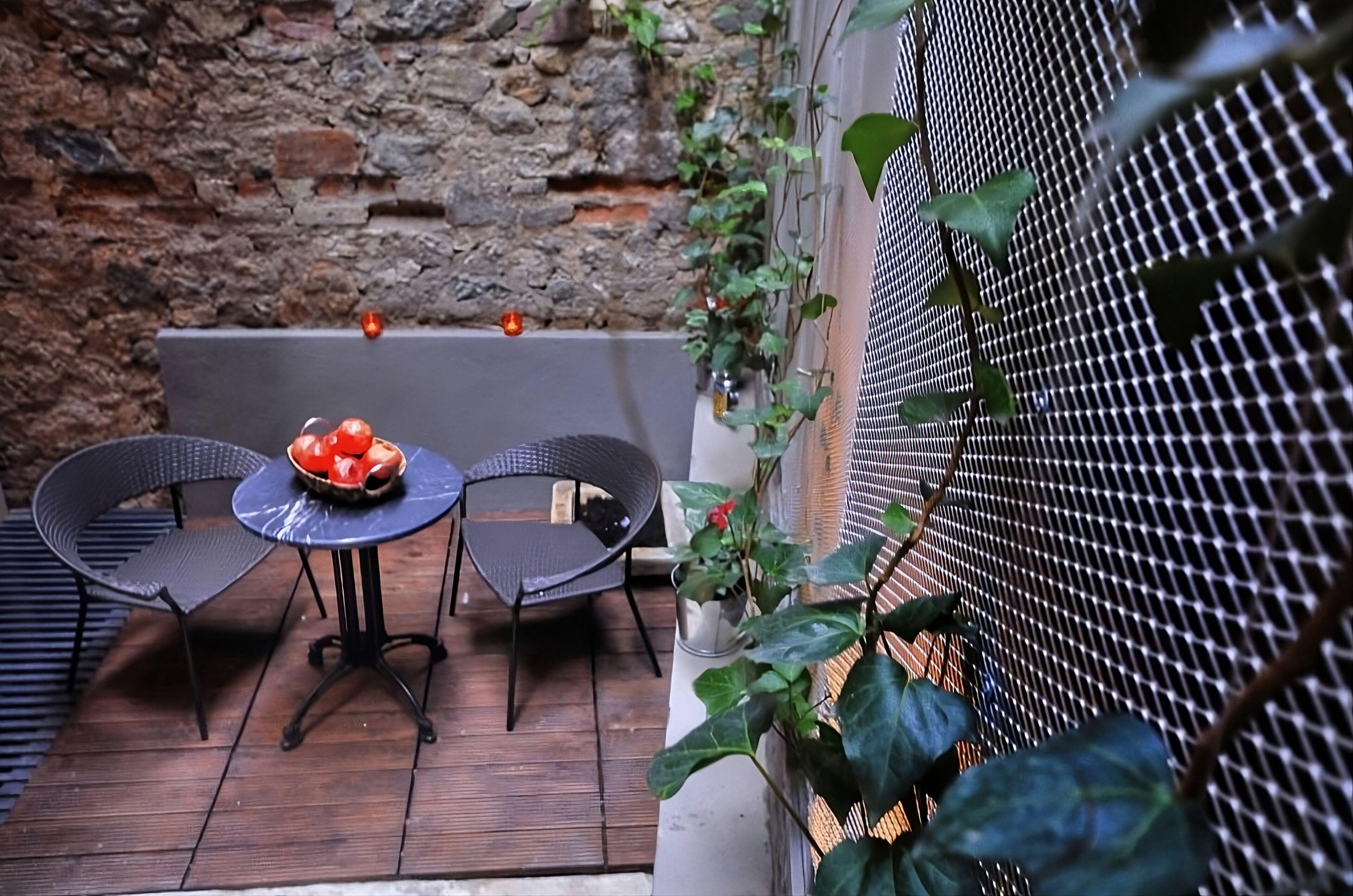 Taksim Galata Tower, Rooms Galata Historical Hotel — Photos 3
